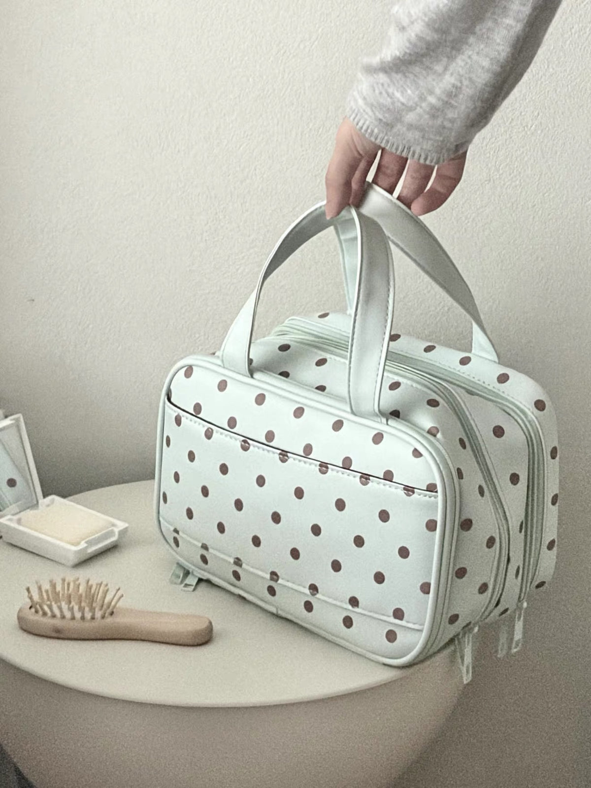 Portable Cosmetic Bag with Three Layers Large Capacity